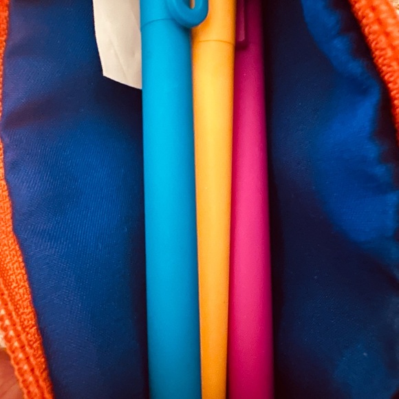 Pencil Bag-Makeup Bag in colorful floral pattern with primary colors & 4 pens. - Picture 6 of 6